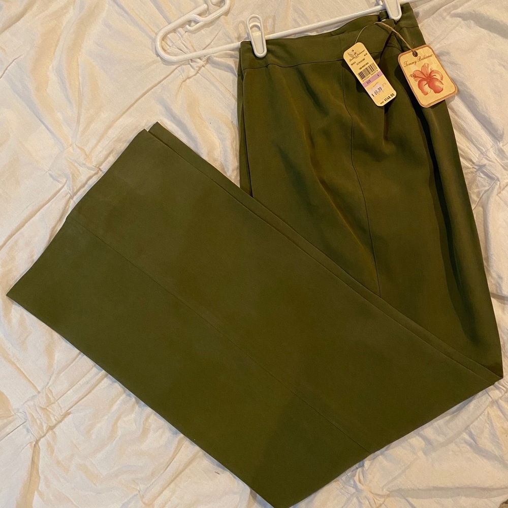 Tommy Bahama Fly to Fiji 💯 % silk pants 6